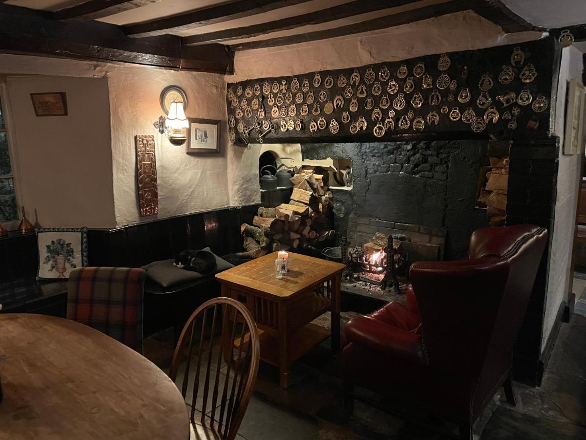 The Tuckers Arms Bed and Breakfast Axminster Exterior foto